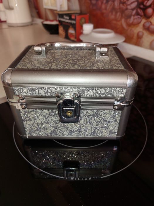 Продам красивые шкатулки.