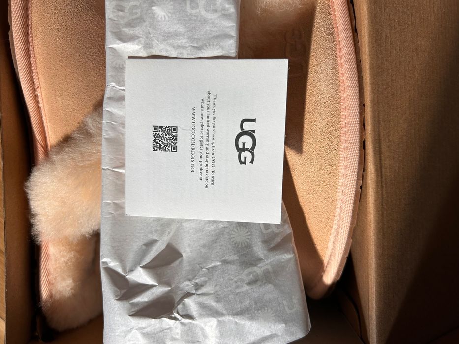 Дамски домашни пантофи UGG