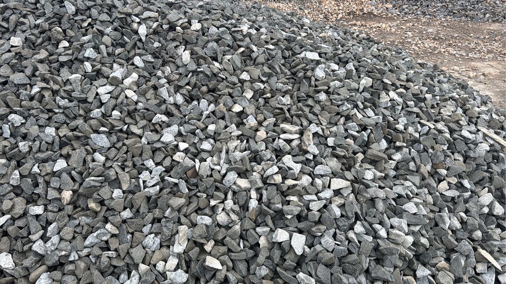 Piatra pentru drum, parcari