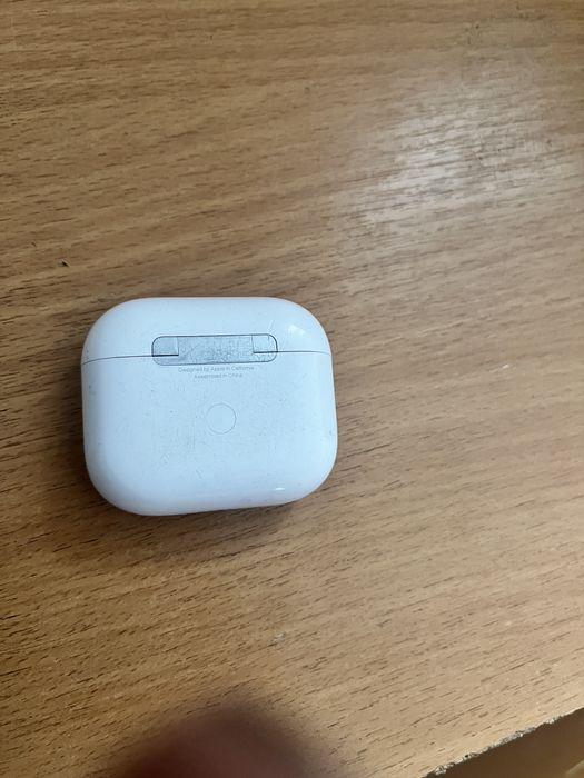 Продам наушники айрподсы оригинальный