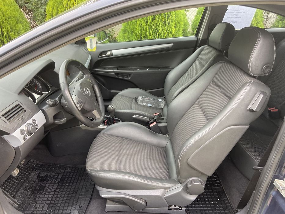 Opel astra GTC  2.0  turbo , benzina /gpl