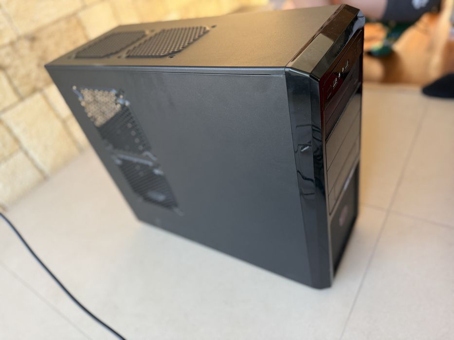 Настолен Компютър Asus