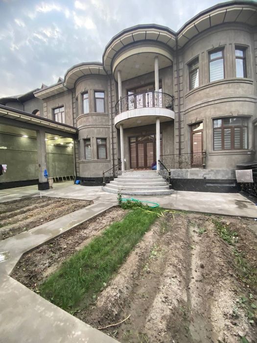 Сергели. Шокирарык. Участок 5соток 12комнат с подвалом.