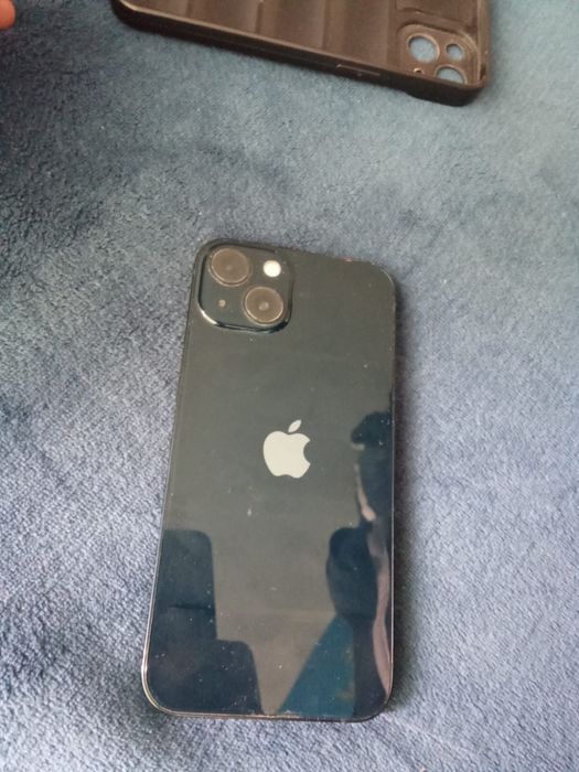 Apple 13 карабкасымен