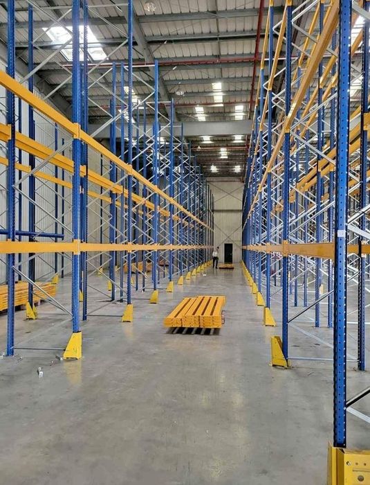 Rafturi metalice industriale 383