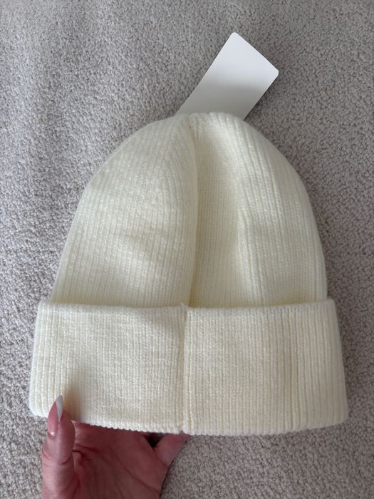 Зимна шапка Loewe нова