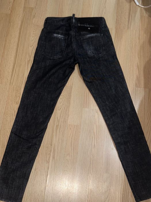 Vând blugi DSQUARED2 originali