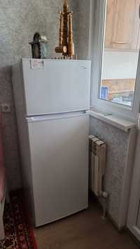 Холодильник бытовой техника