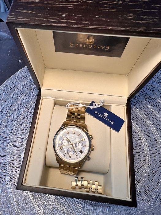 Ceas de dama si barbati