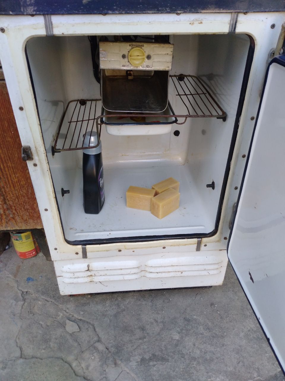 Холодильник САРАТОВ 50$
