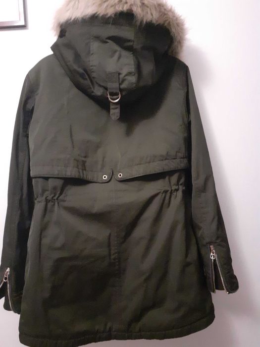 Jachetă iarnă parka super călduroasă-îmblănită,impermeabilă,antivânt.