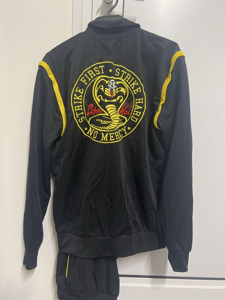Комплект на Cobra kai