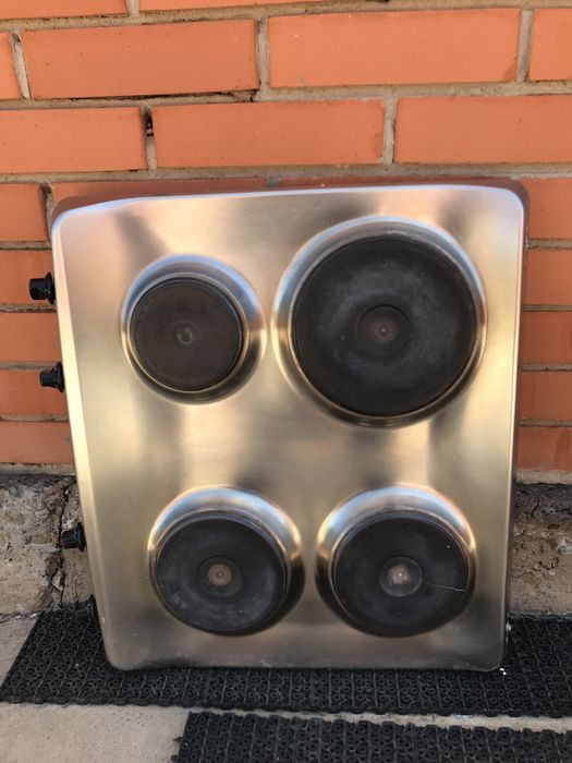 Электроплита Ariston