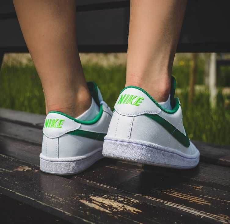 NIke Classic - Дамски Обувки , Маратонки