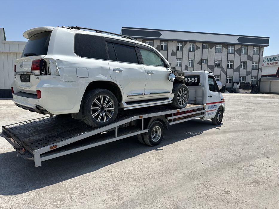 Evakuator sotiladi 2004 yil 104 mator ishga tayyor moshina