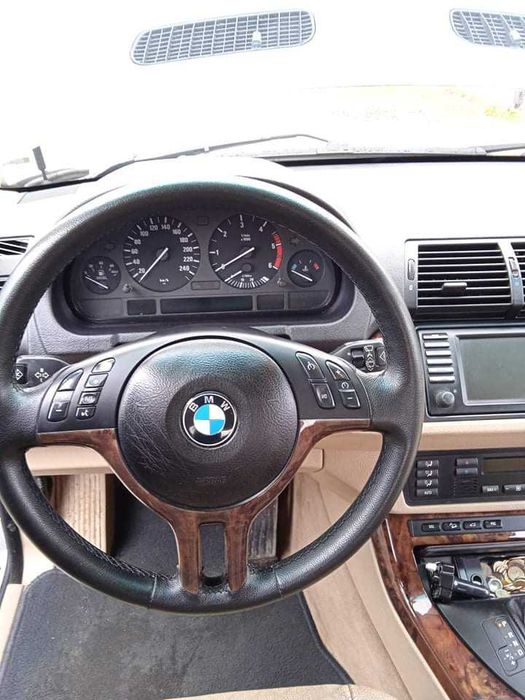 Джип BMW X5  2003г.