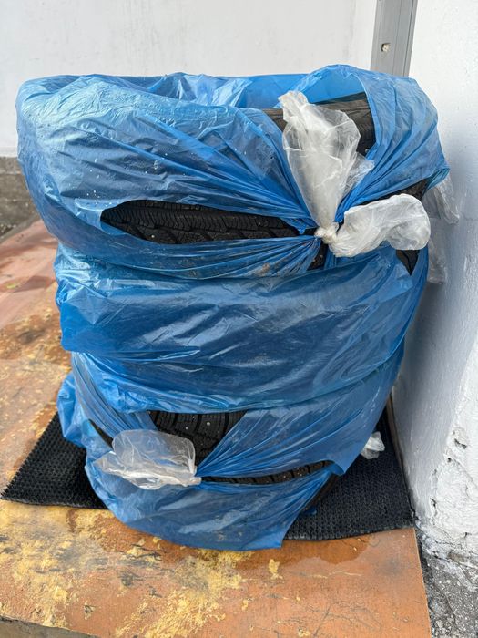 Продам зимние шины гольф 3