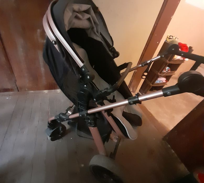 2 бр колички  зимна и лятна