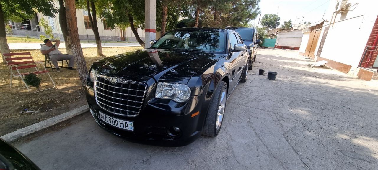 Chrysler 300c amerikanka.3.5 motor