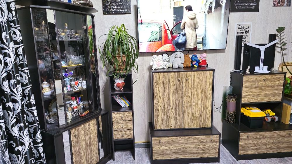 Продам стенку в отличном состоянии