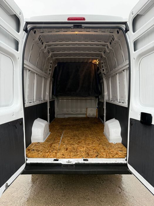 Opel Movano maxi/2022/190000 km/pos leasing.