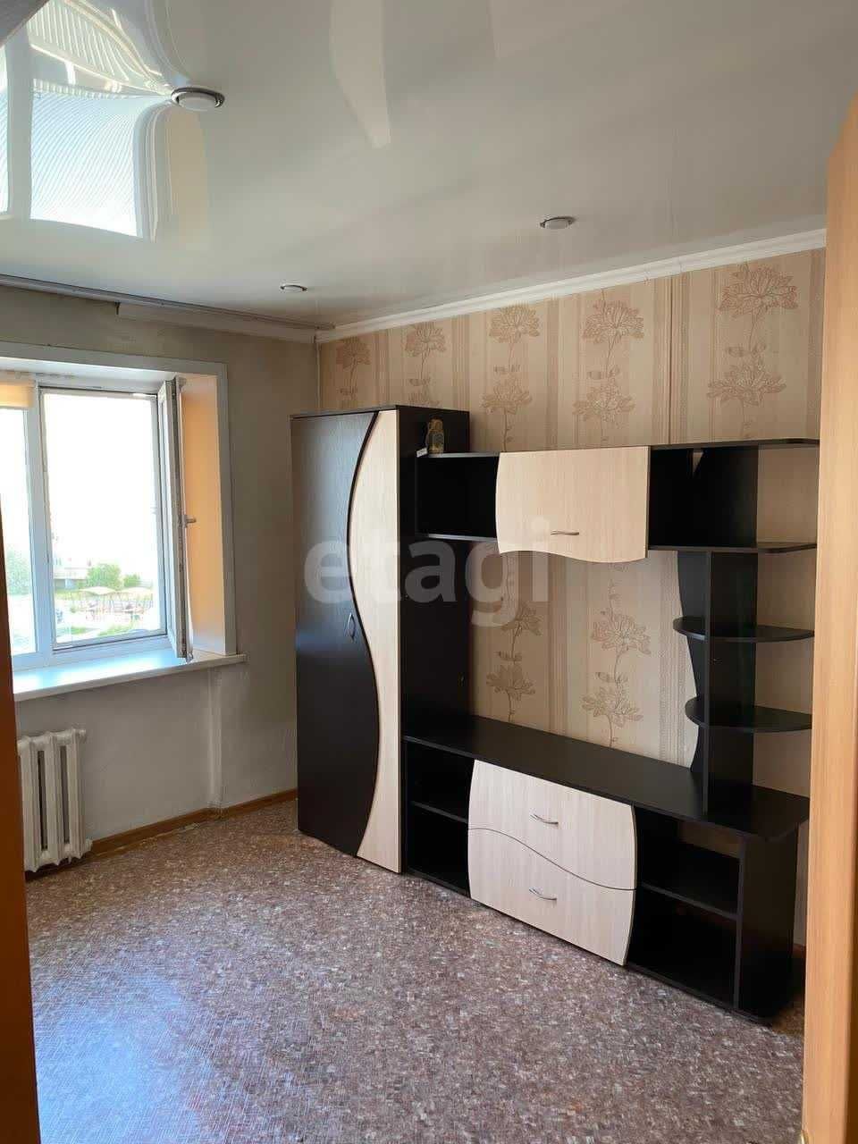 Продам 2 комнатную квартиру в 19 районе Дом быта