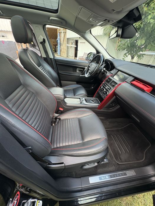 Land rover discovery sport