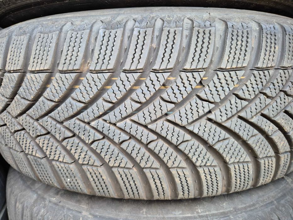 4 Anvelope de IARNA - 205/55/16 - Semperit - CA UNELE NOI - DOT 3424