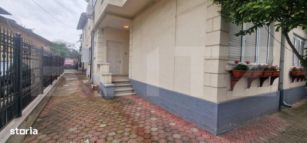Apartament in vila, 4 camere, 120 mp utili, teren 122mp, Central