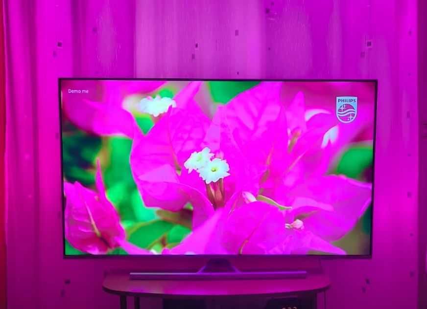 Televizor LED Philips 58PUS8536 , 4K, Android, Ambilight, 147cm