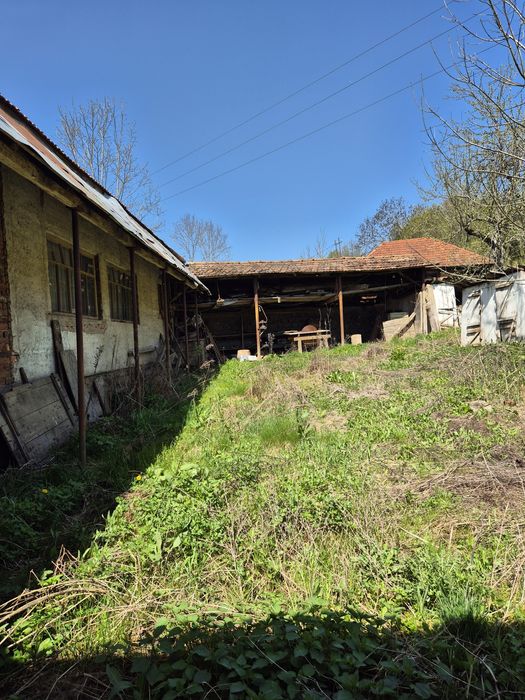 Casa de vanzare com. Vârfurile