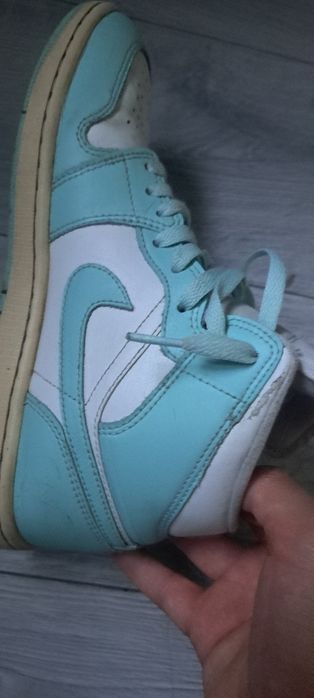 Adidași nike air jordan 1 mod ice blue