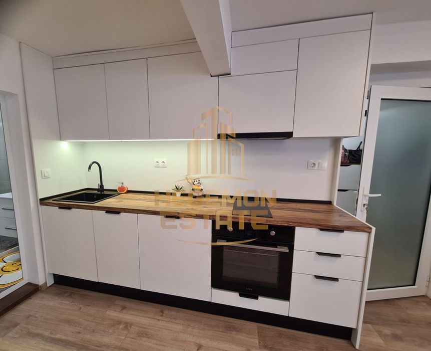 2-стаен, Варна-Център, площ 35 кв.м., цена 126390 EUR