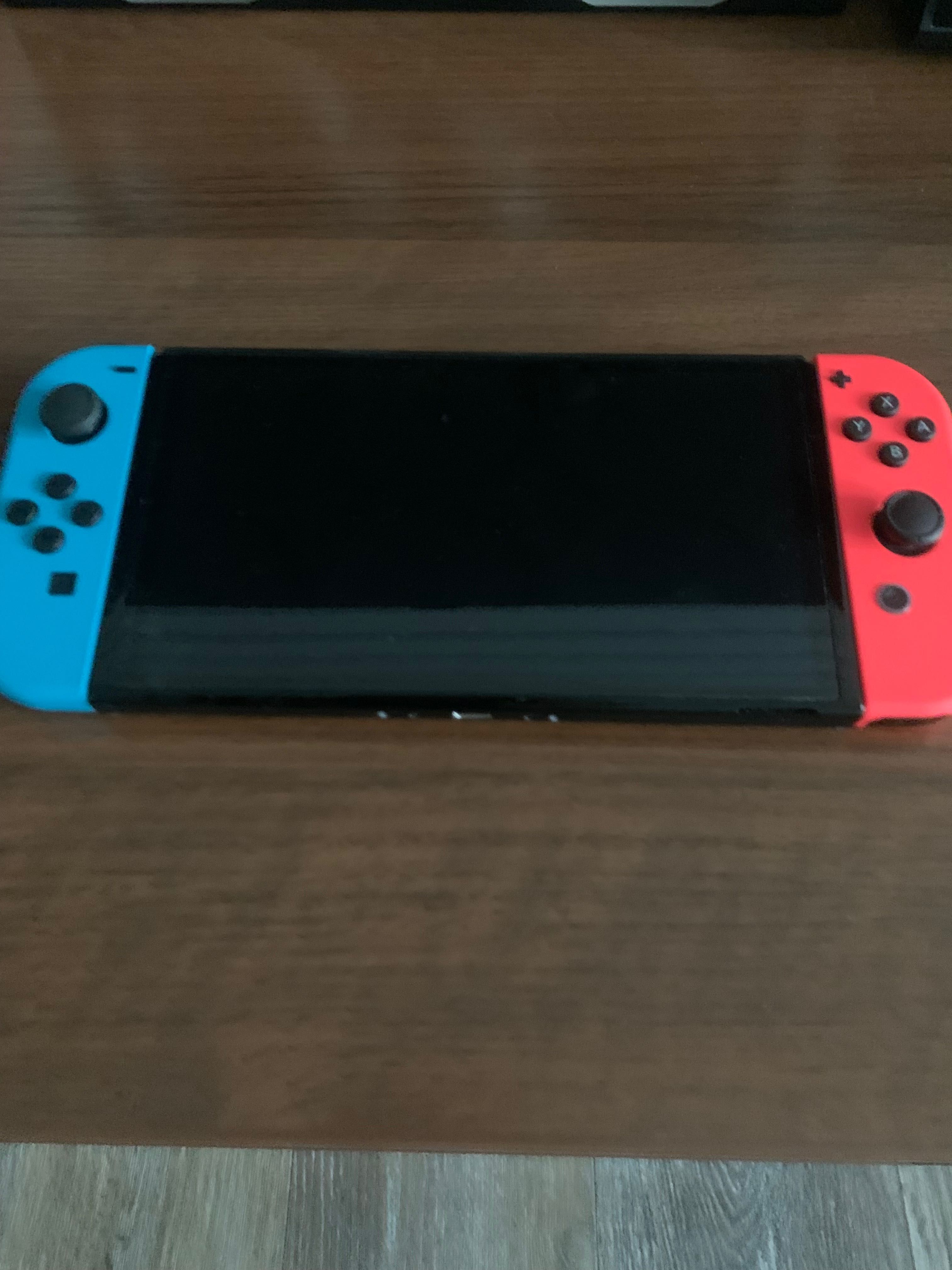 Продаю Nintendo switch