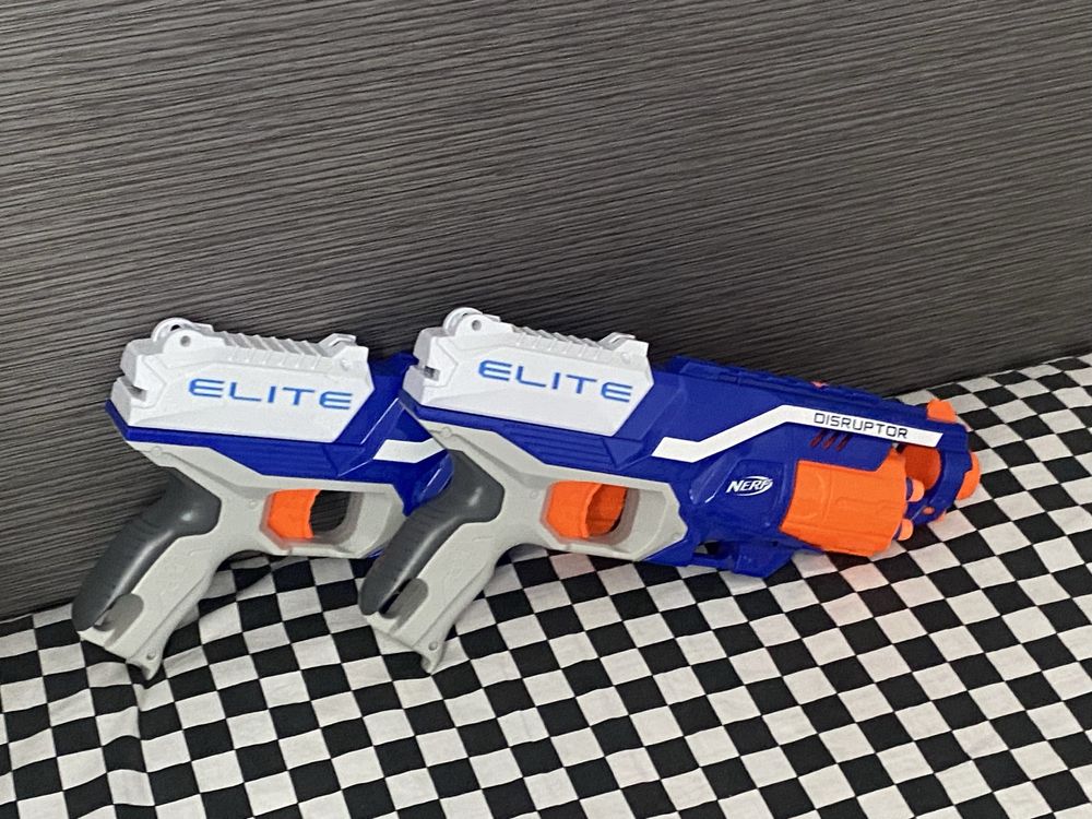 Nerf пистолет
