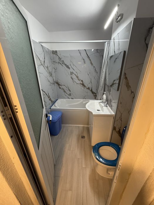 Apartament 3 camere,confort 1,decomandat