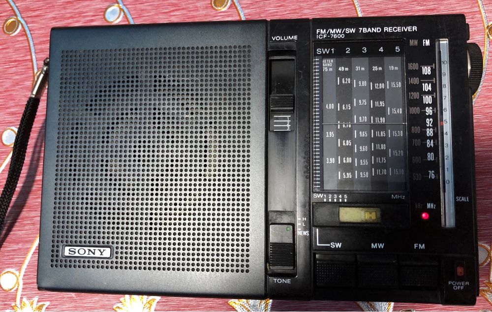 Aparat Radio Vintage Sony ICF-7600