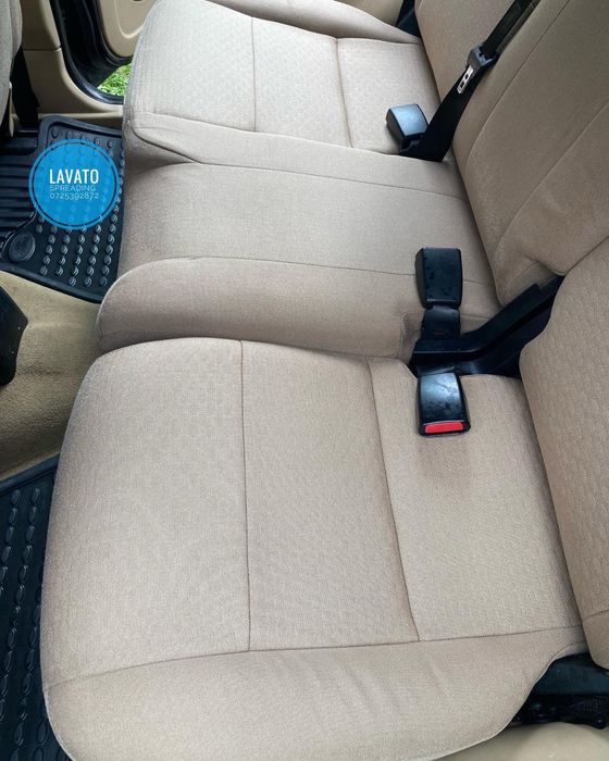 Curatare -spalare canapele, saltele, mocheta,tapiterie auto