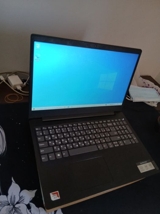 Ноутбук Lenovo/ продам