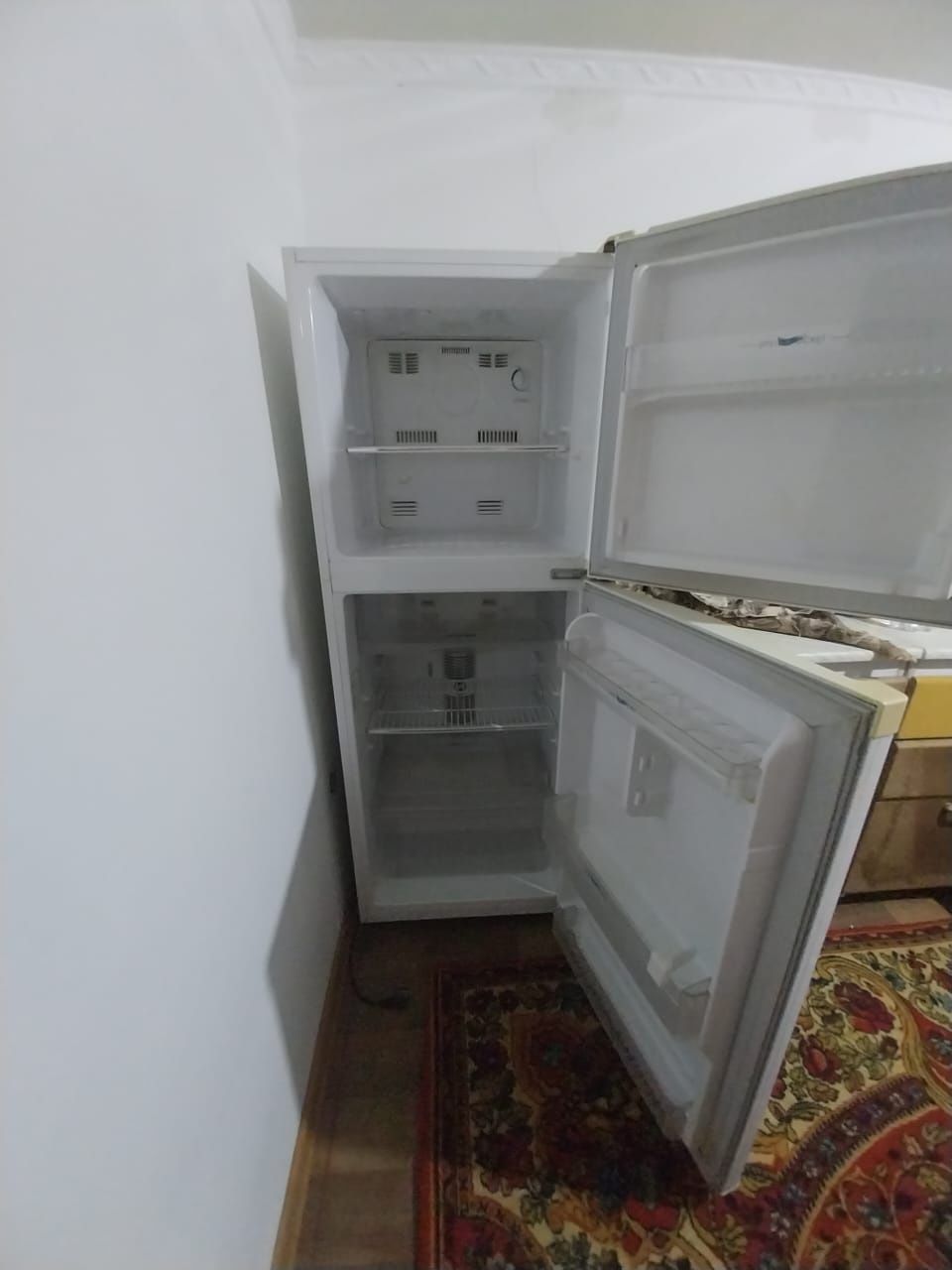 Холодильник Samsung