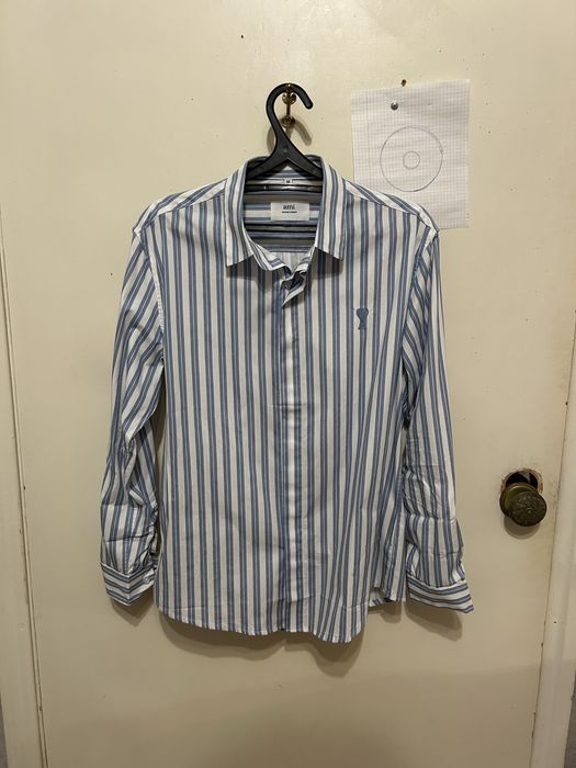 новая рубашка AMI