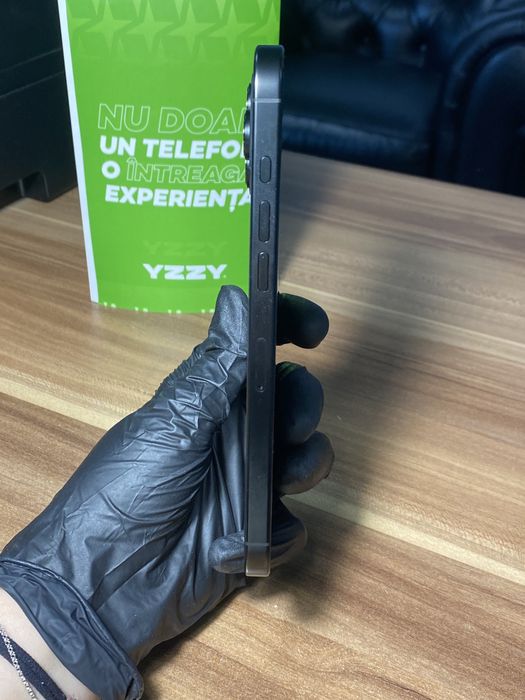 iPhone 16 Pro Max • 256 GB • Black Titanium