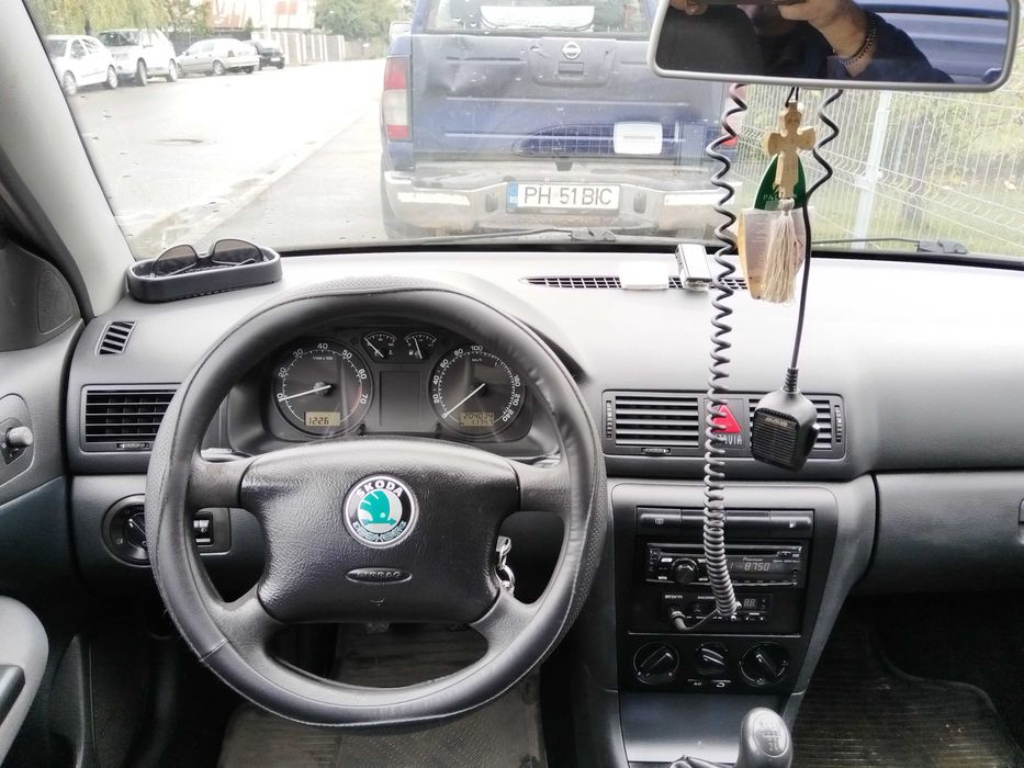 Se vinde SKODA OCTAVIA an 2009
