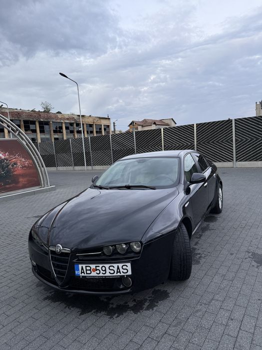 Alfa Romeo 159 full options!!! cu carte servis