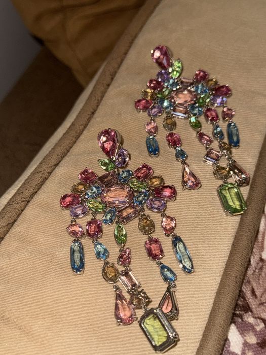 Продавам обеци Swarovski лимитирана серия