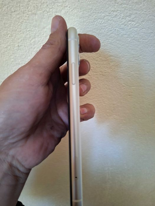 iPhone 11 64гб в отлично състояние