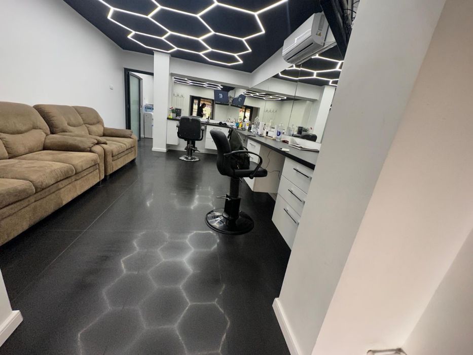 Inchiriere Scaun coafor, scaun frizerie