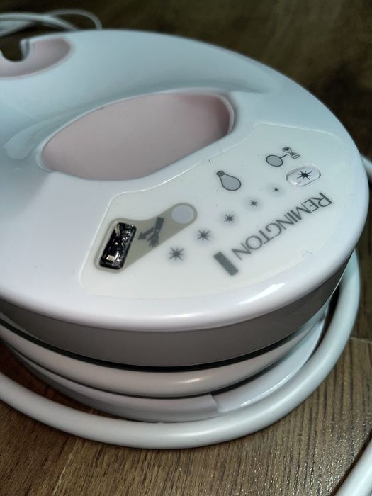 Aparat pentru epilare definitivă Remington i-Light IPL