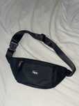 vand borseta Lacoste originala