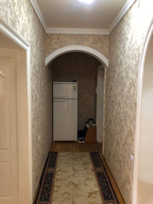 Yunusobod 4 kvartal uy sotiladi